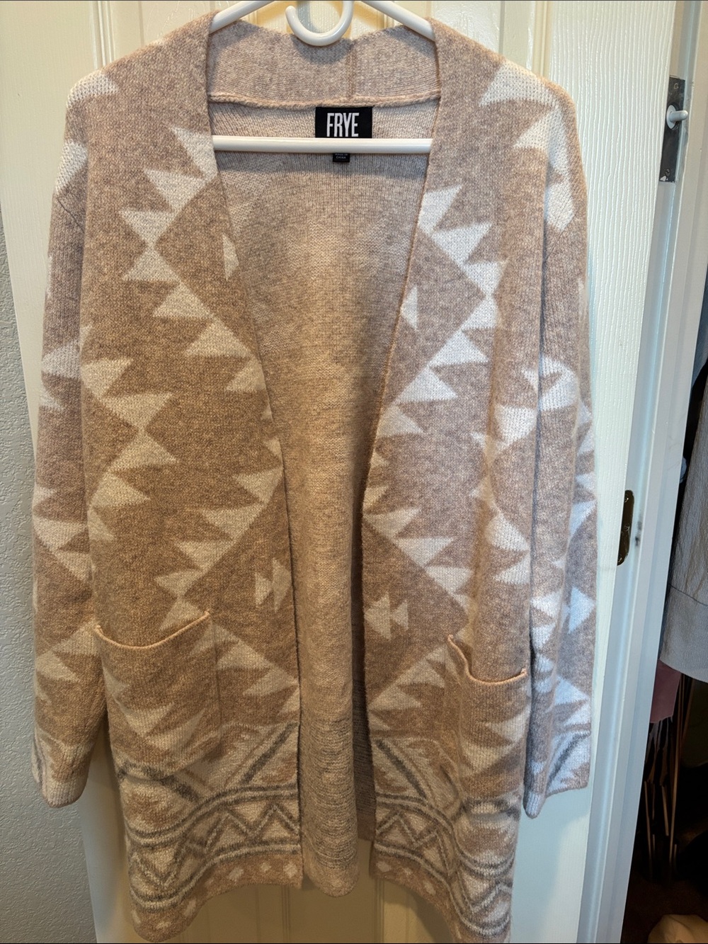 FRYE The Cozy Cardigan Aztec Southwestern Geometric Open Front Sweater Pockets M